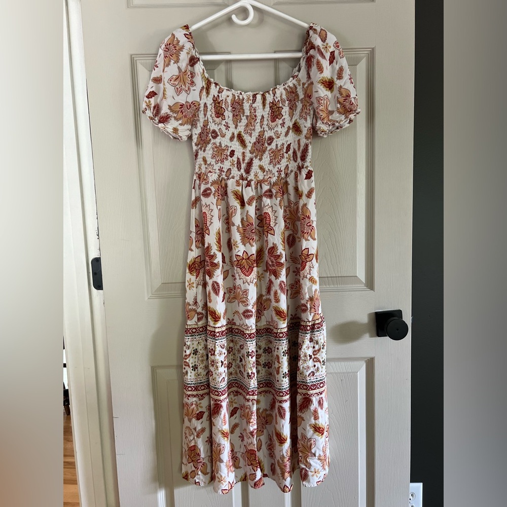 💰⬇️ CLOSET CLEAROUT Zesica Boho Floral Dress – Small